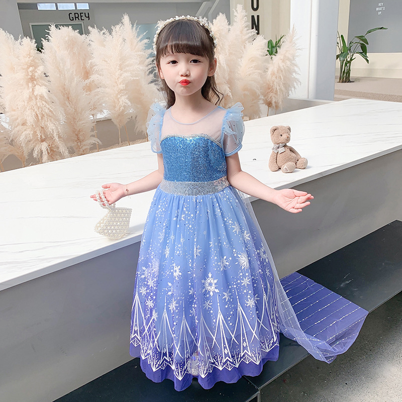 Đầm xanh Công Chúa